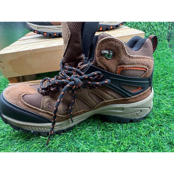 Perry Ellis Portfolio- Hiking Shoes- Brown-Size 6M - Picture 3 of 9